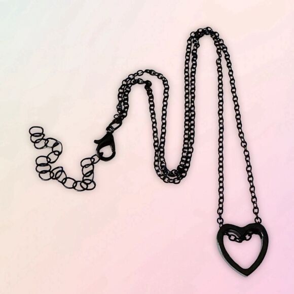Hollow Heart, Trendy Black Coated Metal Necklace - Picture 15 of 15